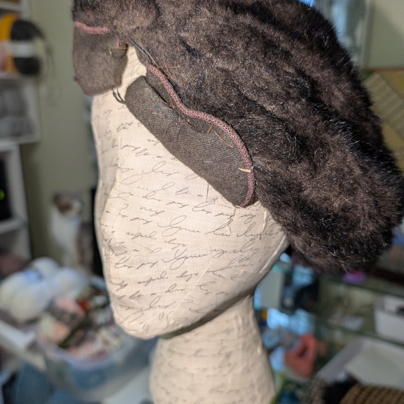 Vintage Women's brown faux fur beret-sz S/M - Picture 3 of 4
